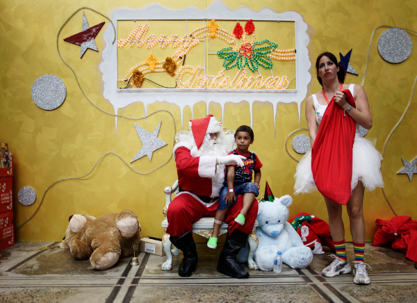 Работилница на Дядо Коледа отвори врати в Благоевград