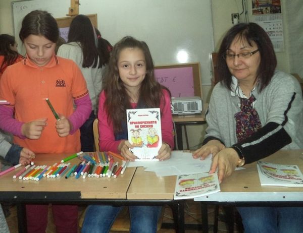 10-годишната писателка Румена Катрева ще издаде втората си книга