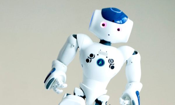 С безплатни уроци по роботика и програмиране ще могат да се занимават всички деца от Русе