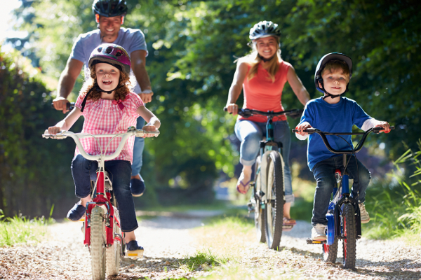 От обикновено във вълнуващо: превърнете карането на велосипед в семейно приключение