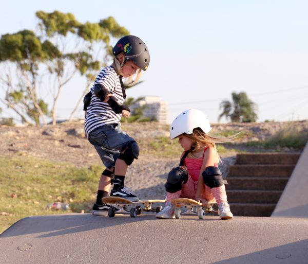 Лонгборд – скоростният скейтборд също е част от „Детска Игриада“