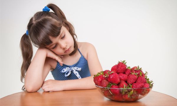 5 вида храни, които не трябва да присъстват често в детското меню, защото влияят лошо на емоционалното състояние