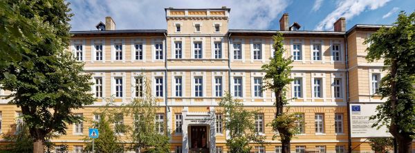 За бъдещите първокласници в НУИ „Добри Христов“ – Варна 13 януари ще е Ден на отворени врати