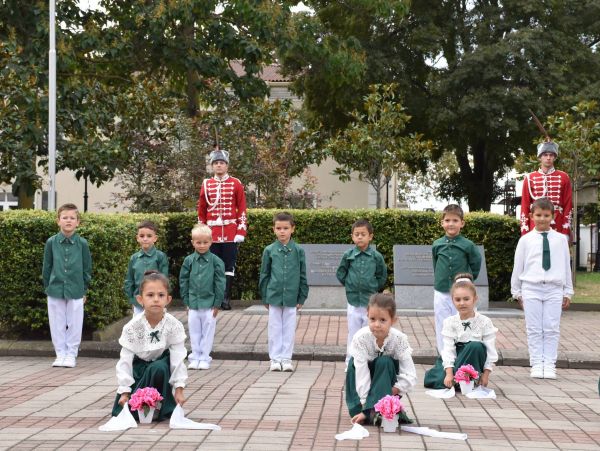 Празник с усмивки и знамена: Как Поморие отпразнува Деня на Независимостта