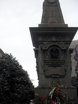 Паметникът на Васил Левски в София